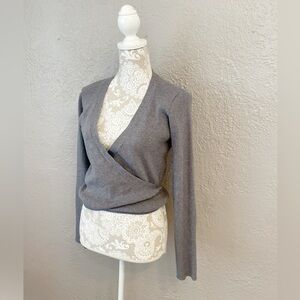 Capezio Women's wrap tie Gray Sweater large